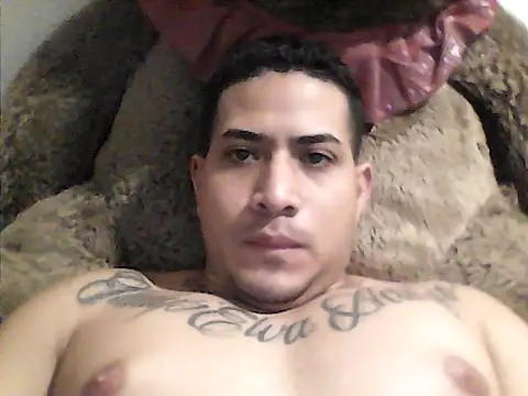 Juanes432 online show from 02-23-26, 06:03