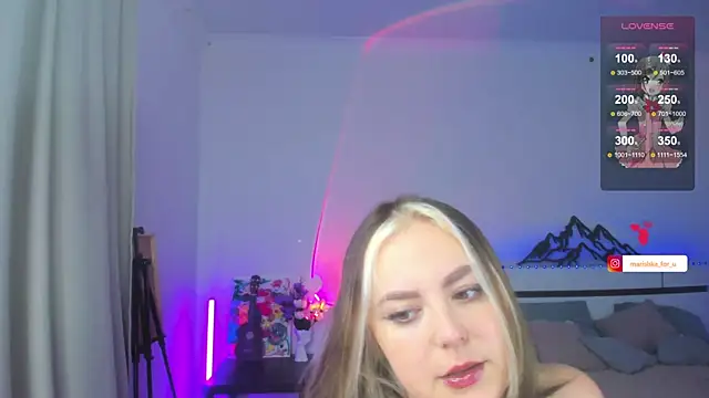 marry evans online show from 10-17-25, 01:20