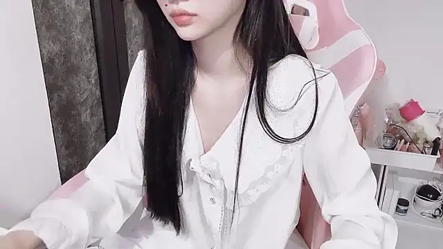 Snapshot of Virgo_686 chatting on 12-19-24, 01:51 Virgo 686 online show from 12-19-24, 01:51