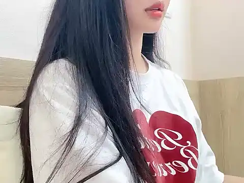 Snapshot of Virgo_686 chatting on 10-15-25, 05:32 Virgo 686 online show from 10-15-25, 05:32