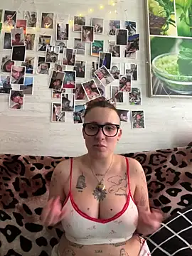 Hawitxui online show from 04-20-26, 03:24