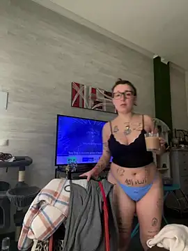 Snapshot of Hawitxui chatting on 02-15-26, 09:30 Hawitxui online show from 02-15-26, 09:30