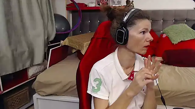 kellyterapy online show from 11-04-25, 10:24