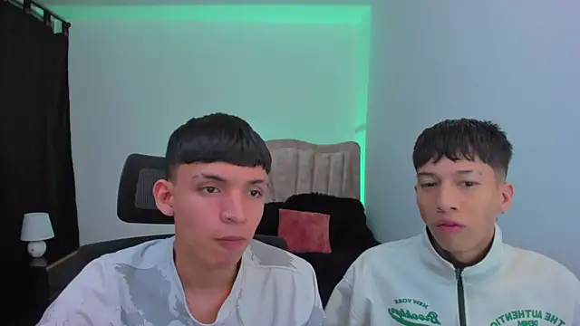 Juan Nd Steven online show from 09-23-25, 04:19