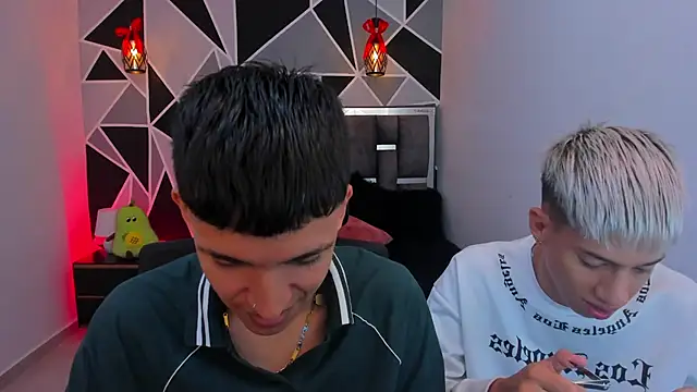 Juan Nd Steven online show from 04-18-26, 01:52