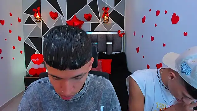 Snapshot of Juan_Nd_Steven chatting on 02-25-26, 03:07 Juan Nd Steven online show from 02-25-26, 03:07