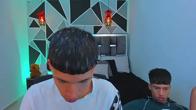 Juan Nd Steven online show from 03-06-26, 03:45