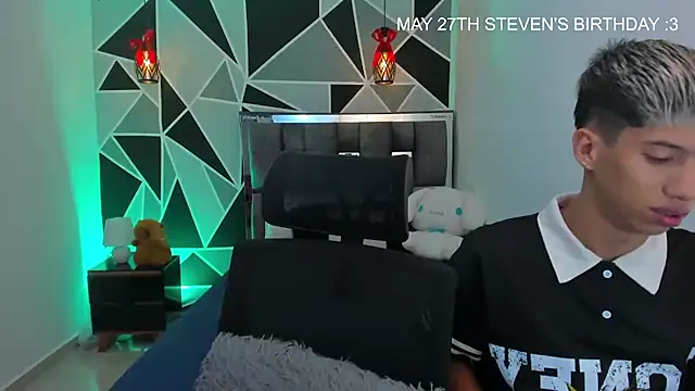 Juan Nd Steven online show from 05-24-26, 11:32