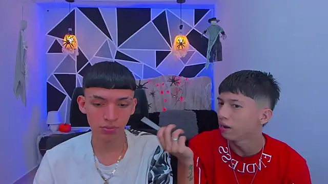 Juan Nd Steven online show from 10-22-25, 04:23