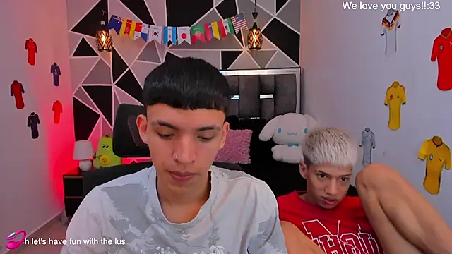 Snapshot of Juan_Nd_Steven chatting on 06-26-26, 11:05 Juan Nd Steven online show from 06-26-26, 11:05