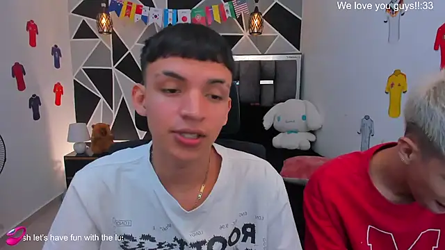 Snapshot of Juan_Nd_Steven chatting on 06-20-26, 03:11 Juan Nd Steven online show from 06-20-26, 03:11