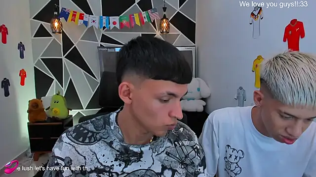 Snapshot of Juan_Nd_Steven chatting on 07-02-26, 07:53 Juan Nd Steven online show from 07-02-26, 07:53