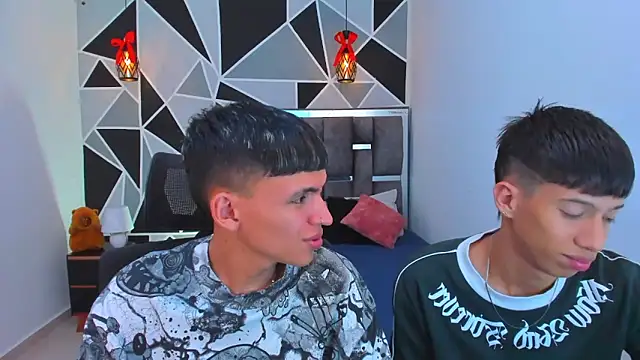 Snapshot of Juan_Nd_Steven chatting on 03-04-26, 03:36 Juan Nd Steven online show from 03-04-26, 03:36