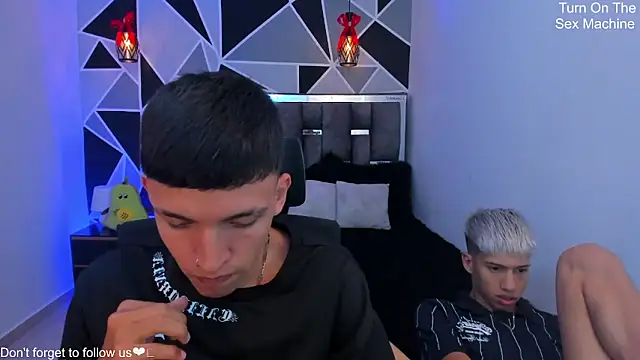 Juan Nd Steven online show from 04-14-26, 01:10