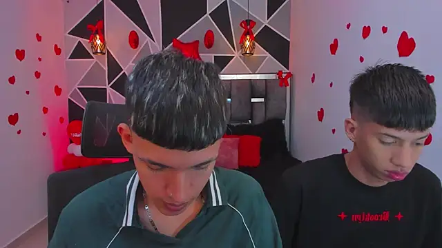 Snapshot of Juan_Nd_Steven chatting on 02-15-26, 11:20 Juan Nd Steven online show from 02-15-26, 11:20