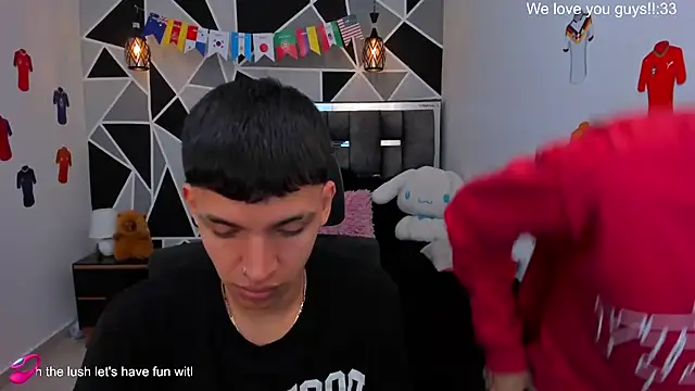Snapshot of Juan_Nd_Steven chatting on 07-05-26, 11:28 Juan Nd Steven online show from 07-05-26, 11:28