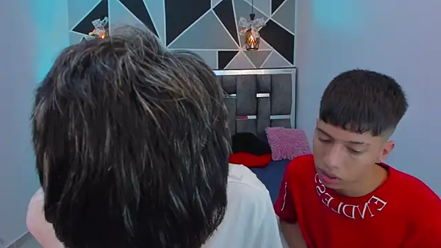 Snapshot of Juan_Nd_Steven chatting on 02-03-26, 06:22 Juan Nd Steven online show from 02-03-26, 06:22