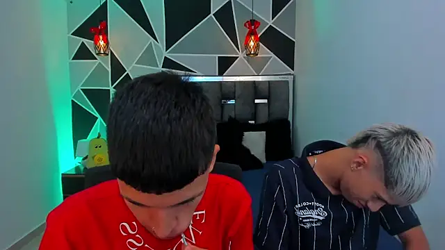 Juan Nd Steven online show from 04-23-26, 02:07