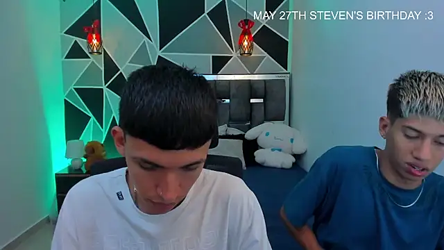 Juan Nd Steven online show from 05-22-26, 03:48