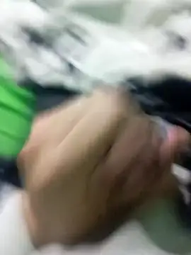 Snapshot of hotie7tvn chatting on 11-08-25, 08:12 hotie7tvn online show from 11-08-25, 08:12