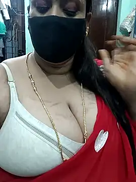 Snapshot of ashikaa_r chatting on 10-06-25, 09:04 ashikaa r online show from 10-06-25, 09:04