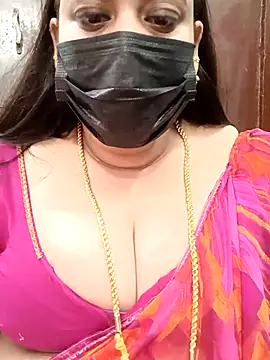 Snapshot of ashikaa_r chatting on 03-03-25, 05:58 ashikaa r online show from 03-03-25, 05:58