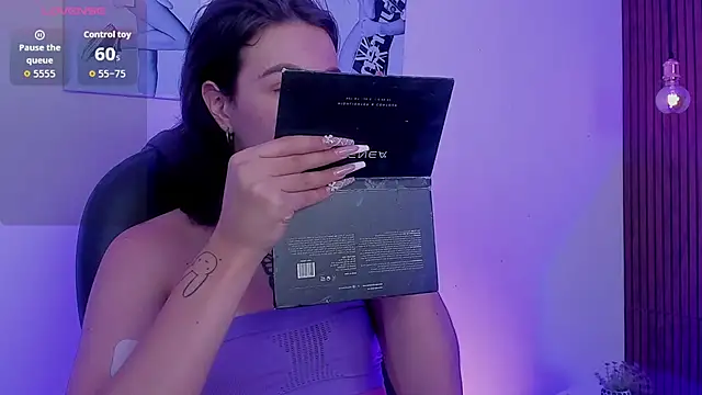 miah connor online show from 10-07-25, 07:59