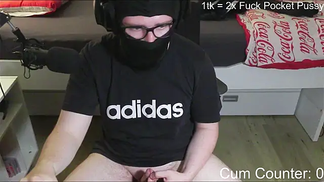 HornyTeenBoy64 online show from 05-31-26, 04:13