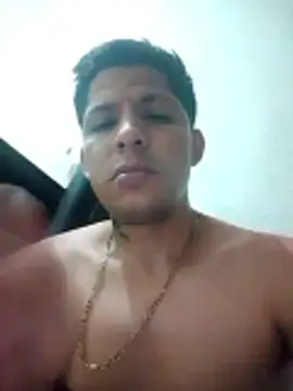 Snapshot of Alonsomadeira chatting on 05-06-26, 12:31 Alonsomadeira online show from 05-06-26, 12:31