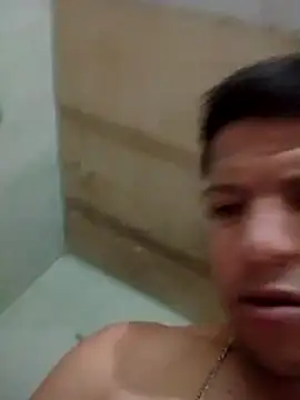 Snapshot of Alonsomadeira chatting on 06-15-26, 11:10 Alonsomadeira online show from 06-15-26, 11:10