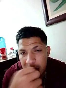 Alonsomadeira online show from 03-08-26, 10:51