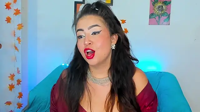 Snapshot of LiahDiaz chatting on 02-11-25, 11:12 LiahDiaz online show from 02-11-25, 11:12