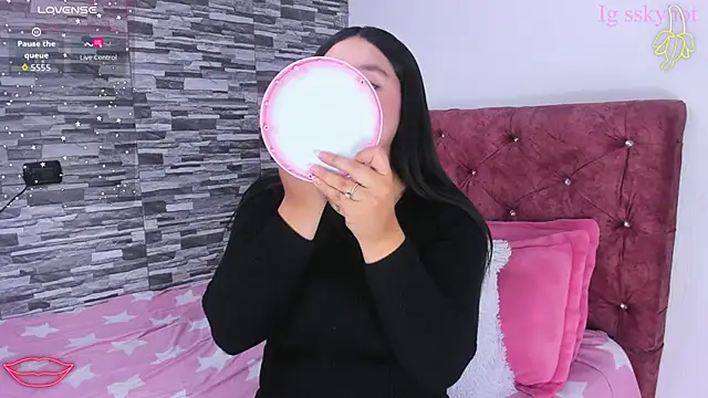 skyhotgirll online show from 09-29-25, 04:52