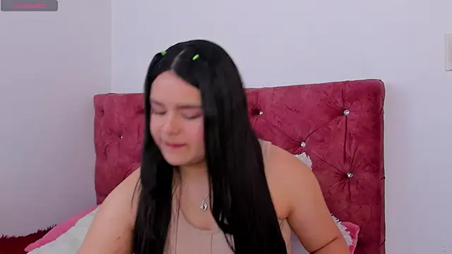 skyhotgirll online show from 04-15-26, 05:50