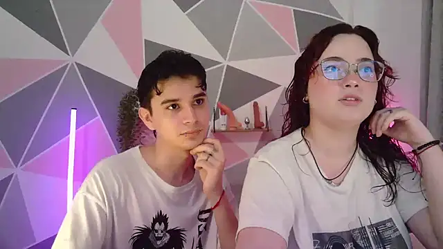 Snapshot of AndrewAnndCherry chatting on 02-17-26, 01:03 AndrewAnndCherry online show from 02-17-26, 01:03