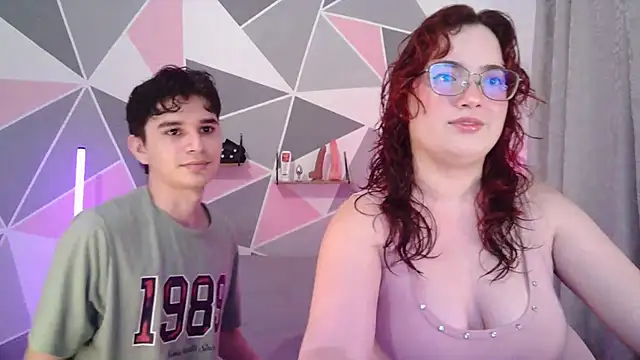 Snapshot of AndrewAnndCherry chatting on 02-28-26, 01:16 AndrewAnndCherry online show from 02-28-26, 01:16