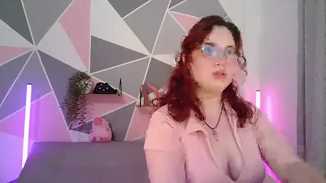 Snapshot of AndrewAnndCherry chatting on 01-17-26, 01:31 AndrewAnndCherry online show from 01-17-26, 01:31