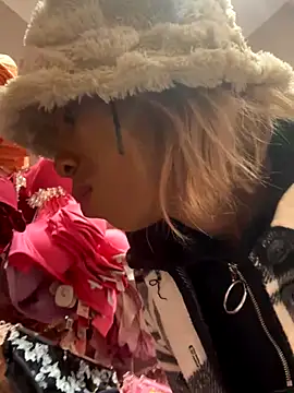 Dime-   online show from 11-18-25, 03:15