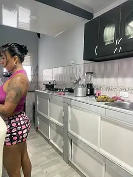 Snapshot of luisa16xxx chatting on 03-01-25, 09:15 luisa16xxx online show from 03-01-25, 09:15