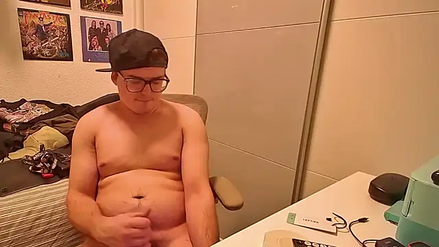 Marioo4k online show from 12-16-25, 05:50