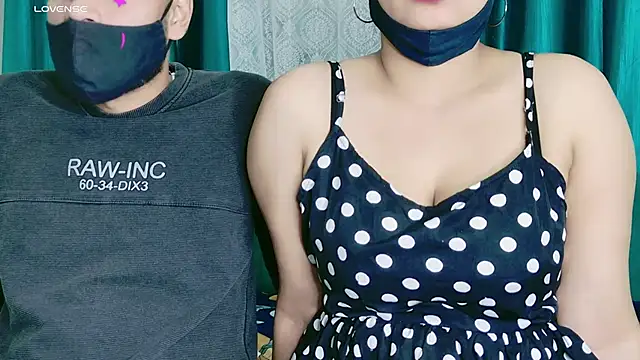 Snapshot of RupaliDixit chatting on 11-08-25, 04:43 RupaliDixit online show from 11-08-25, 04:43