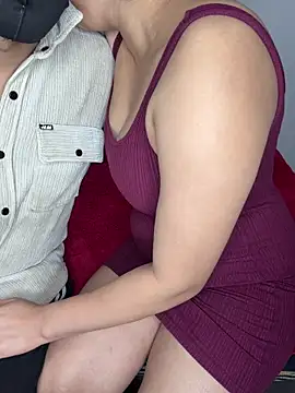 Snapshot of RupaliDixit chatting on 02-13-26, 05:35 RupaliDixit online show from 02-13-26, 05:35