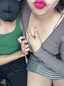 Snapshot of RupaliDixit chatting on 02-22-26, 06:42 RupaliDixit online show from 02-22-26, 06:42