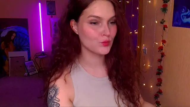 Snapshot of Jenna_Sativa chatting on 06-18-26, 11:26 Jenna Sativa online show from 06-18-26, 11:26