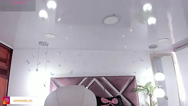  Antonnela  online show from 12-16-25, 02:32