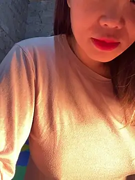 Laura8910 online show from 12-03-24, 02:20