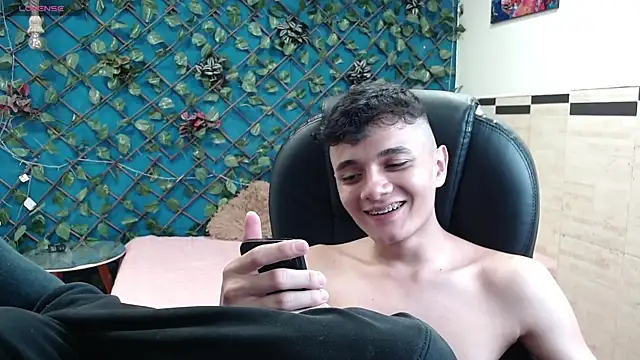 Waturox online show from 11-15-25, 07:29