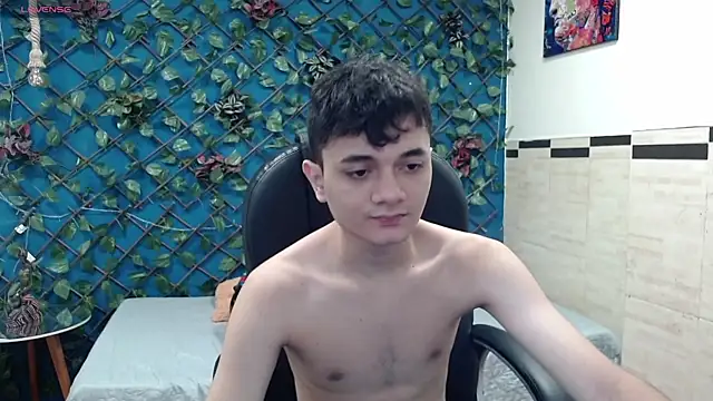 Waturox online show from 09-18-25, 07:28