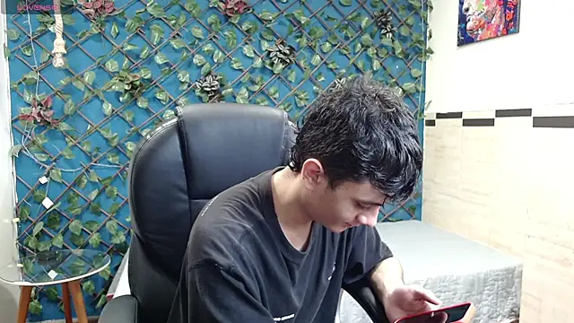 Waturox online show from 10-14-25, 07:36