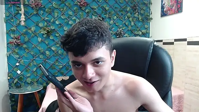 Waturox online show from 11-13-25, 07:07